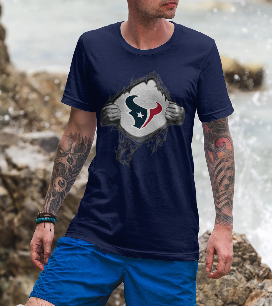 Texans Strong Bull Logo Rip Patriots T-Shirt