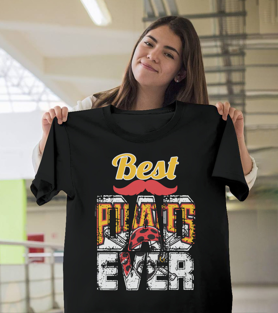Best Pirates Dad Ever T-Shirt