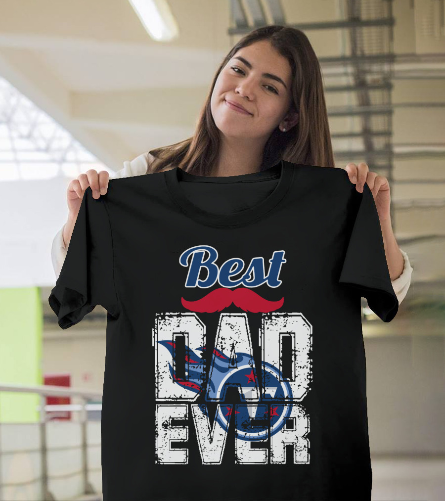 Best Dad Ever Titans Football T-Shirt