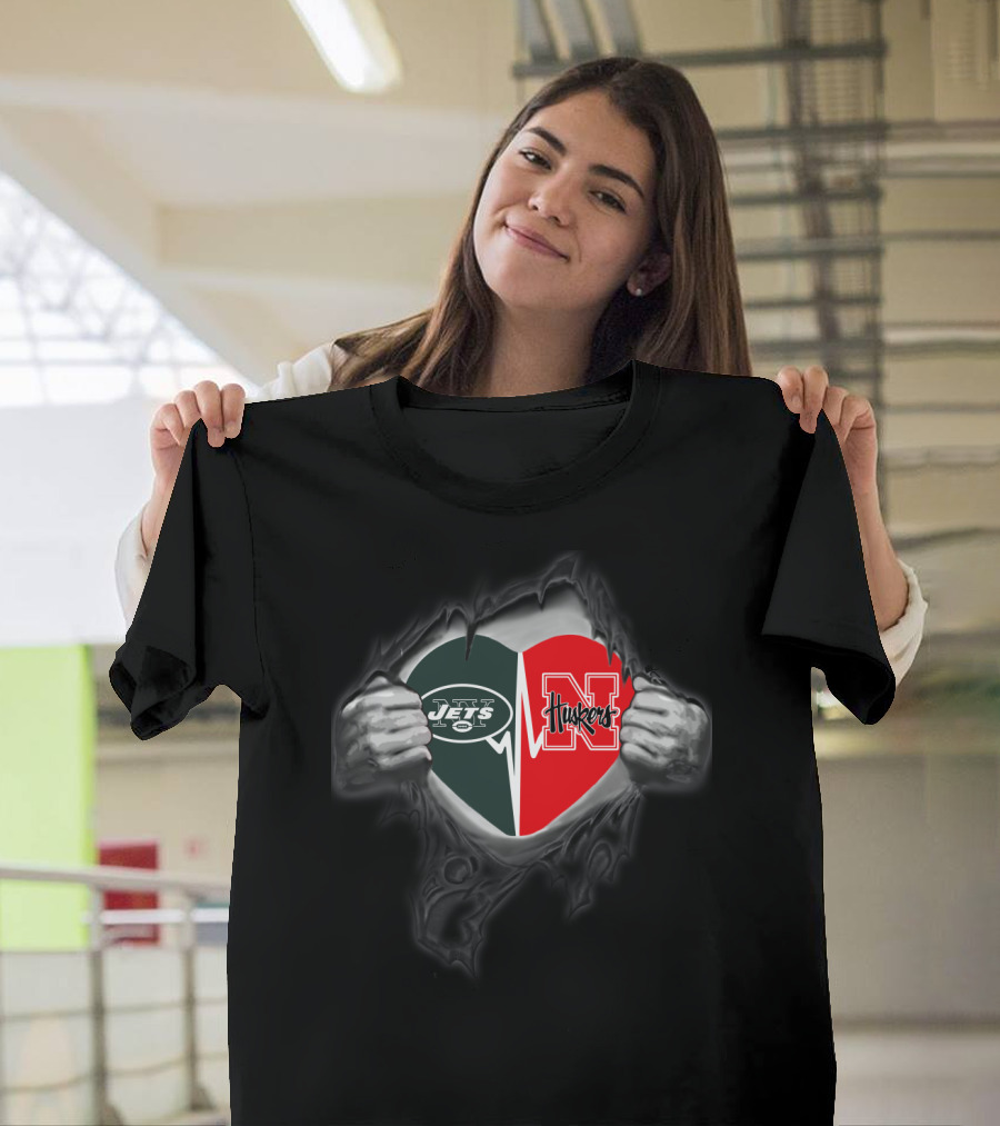 Jets Nebraska Huskers Heart Torn Fabric T-Shirt