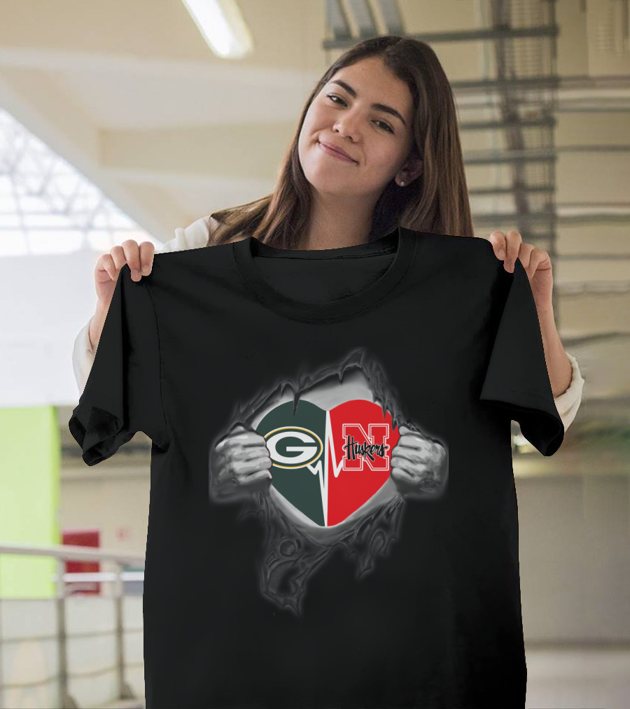Green Bay Packers Nebraska Cornhuskers Heart Rip T-Shirt