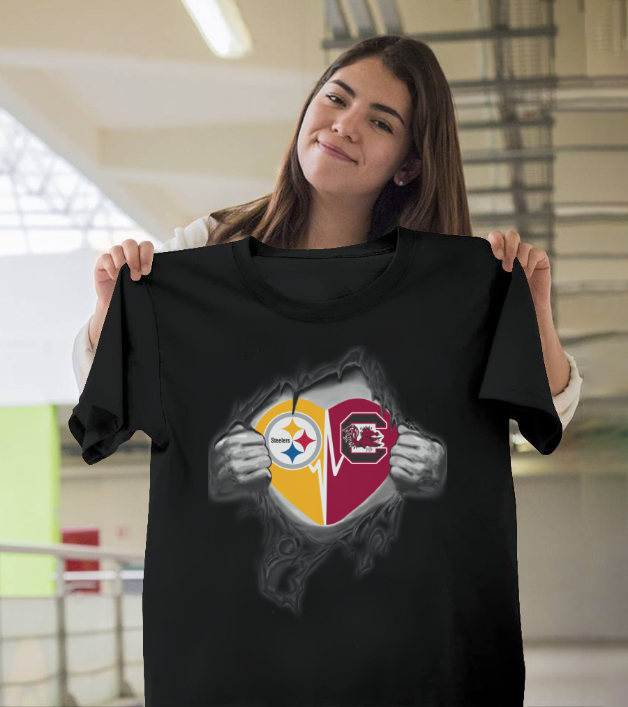 Steelers And South Carolina Gamecocks Heart Design With Ripped Hands Effect T-Shirt