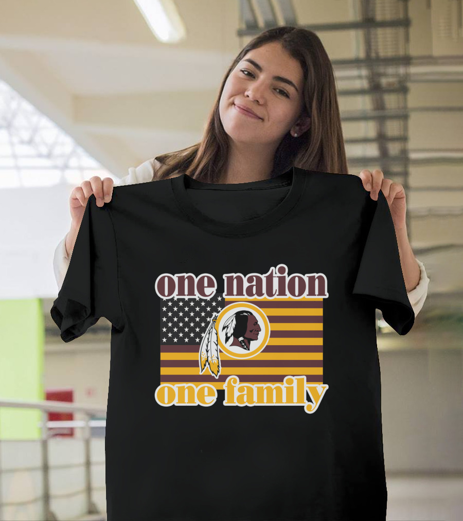 One Nation One Family Washington Redskins Logo American Flag T-Shirt