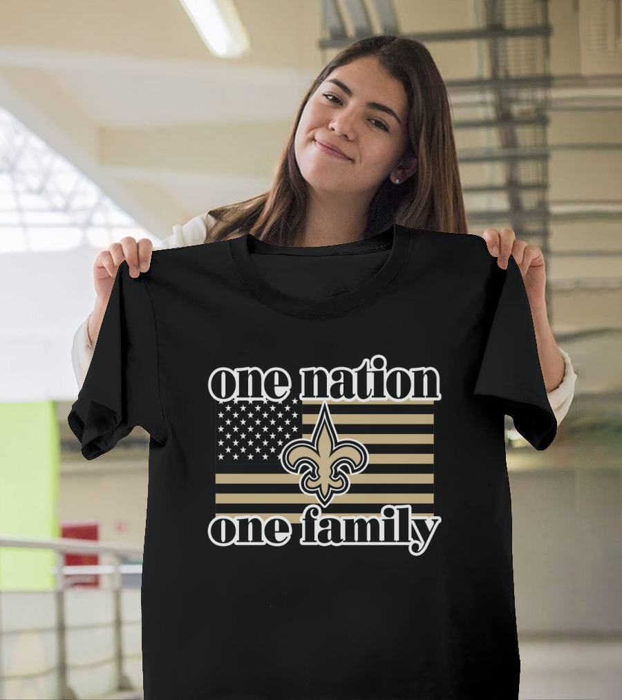 One Nation One Family American Flag Fleur-De-Lis 11 Saints T-Shirt