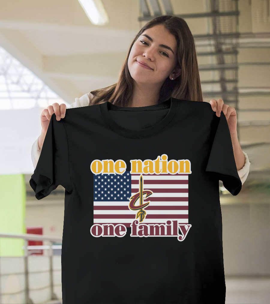 One Nation One Family Cleveland Cavaliers American Flag T-Shirt