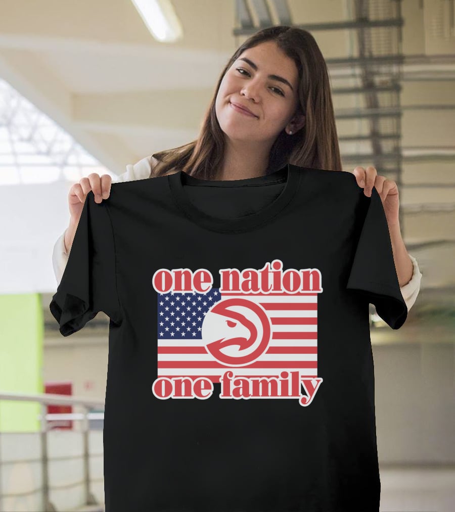 Atlanta Hawks One Nation One Family Usa Flag T-Shirt