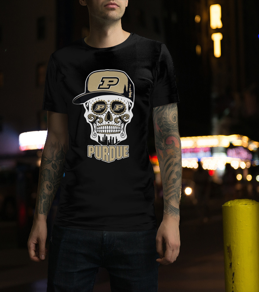 Purdue Boilermakers Skull With Cap And Urban Skyline T-Shirt