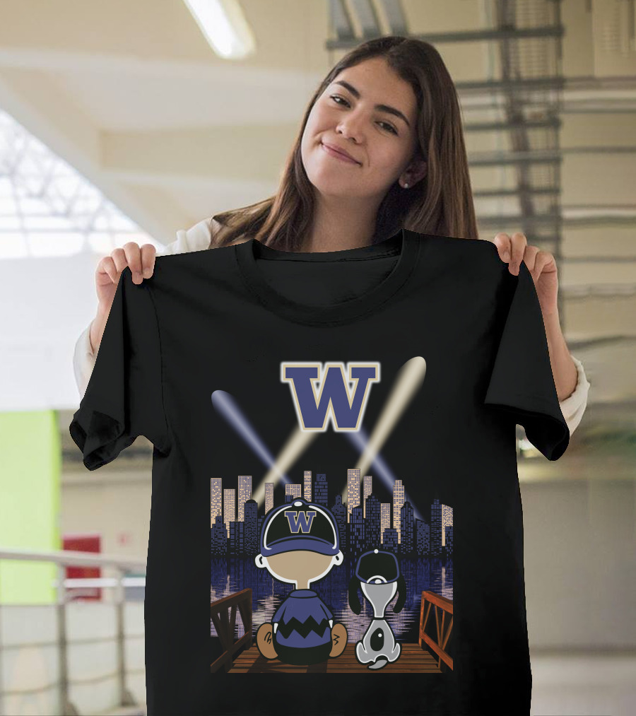 W Washington Huskies City Skyline At Night With Baseball Cap Characters T-Shirt
