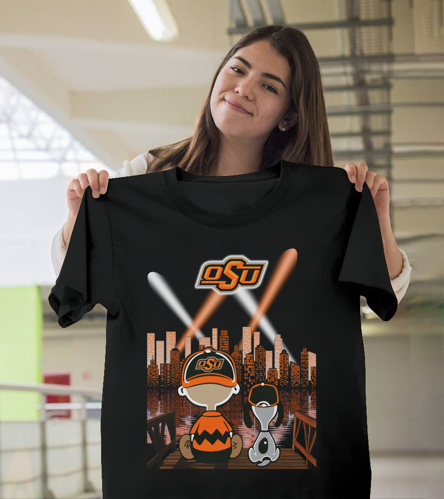 Osu Oklahoma State Cowboys City By Night Skyline T-Shirt