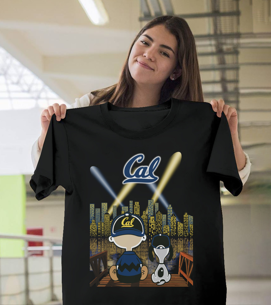 Cal Golden Bears Night Skyline With Dog And City Lights T-Shirt