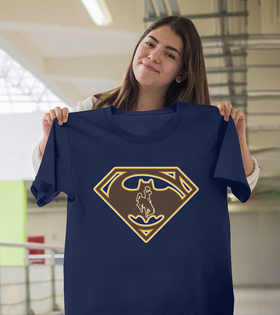Wyoming Cowboys Superman Batman Logo Fusion T-Shirt