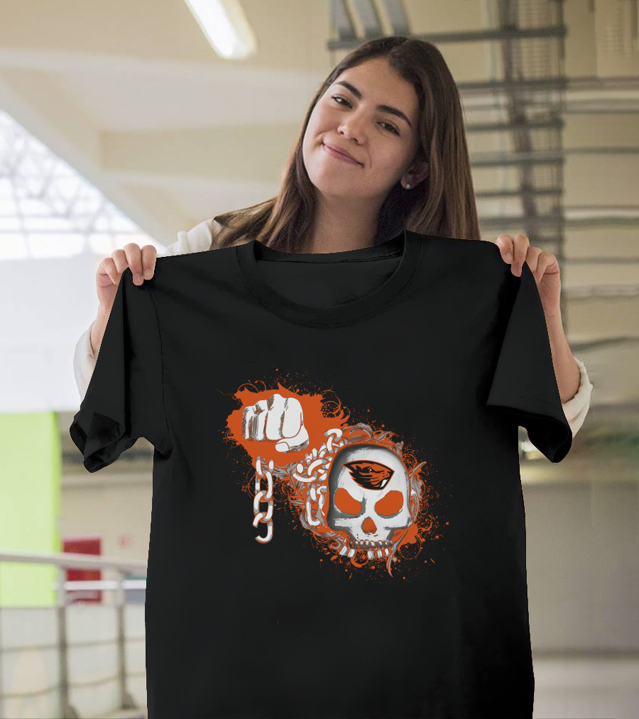 Oregon State Beavers Skull With Orange Logos Fist And Chains T-Shirt