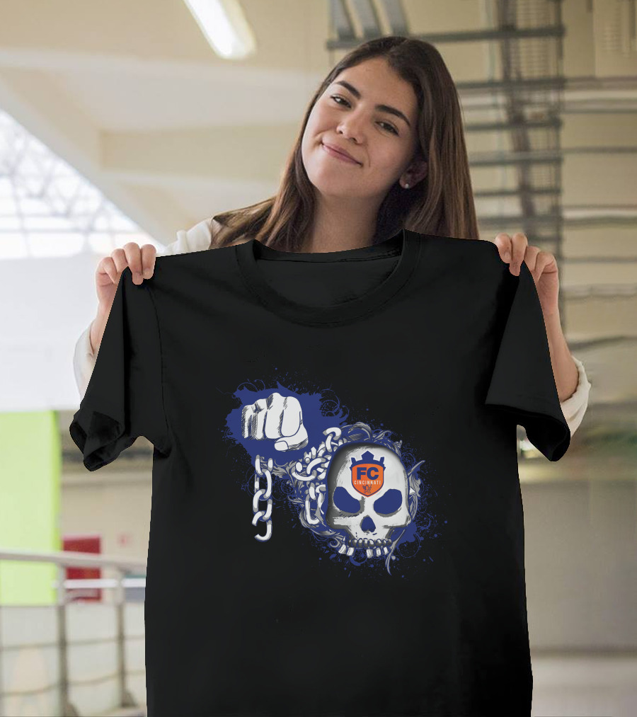 Fc Cincinnati Skull Chains Fist T-Shirt