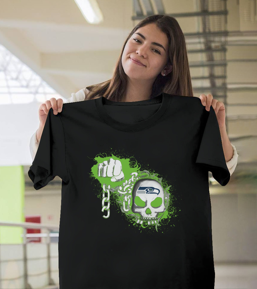 Seattle Seahawks Skull With Green Splatter And Chain Fist T-Shirt