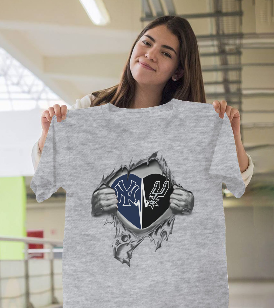 Yankees San Antonio Spurs Heart Connection T-Shirt
