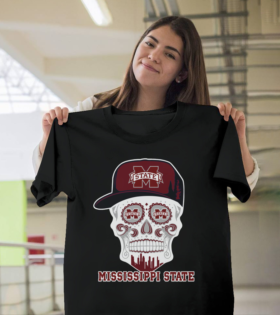Mississippi State Bulldogs Skull With Hat 93 T-Shirt