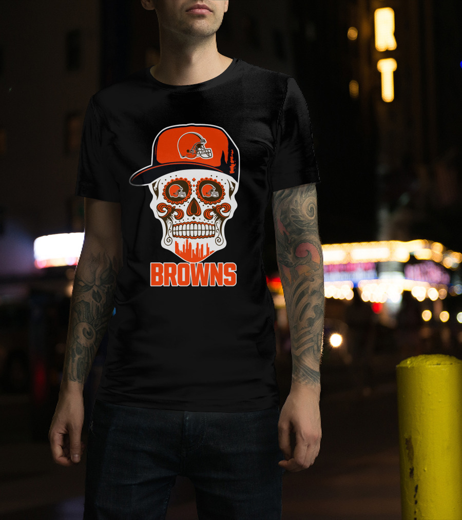Cleveland Browns Skull With Helmet And City Skyline T-Shirt