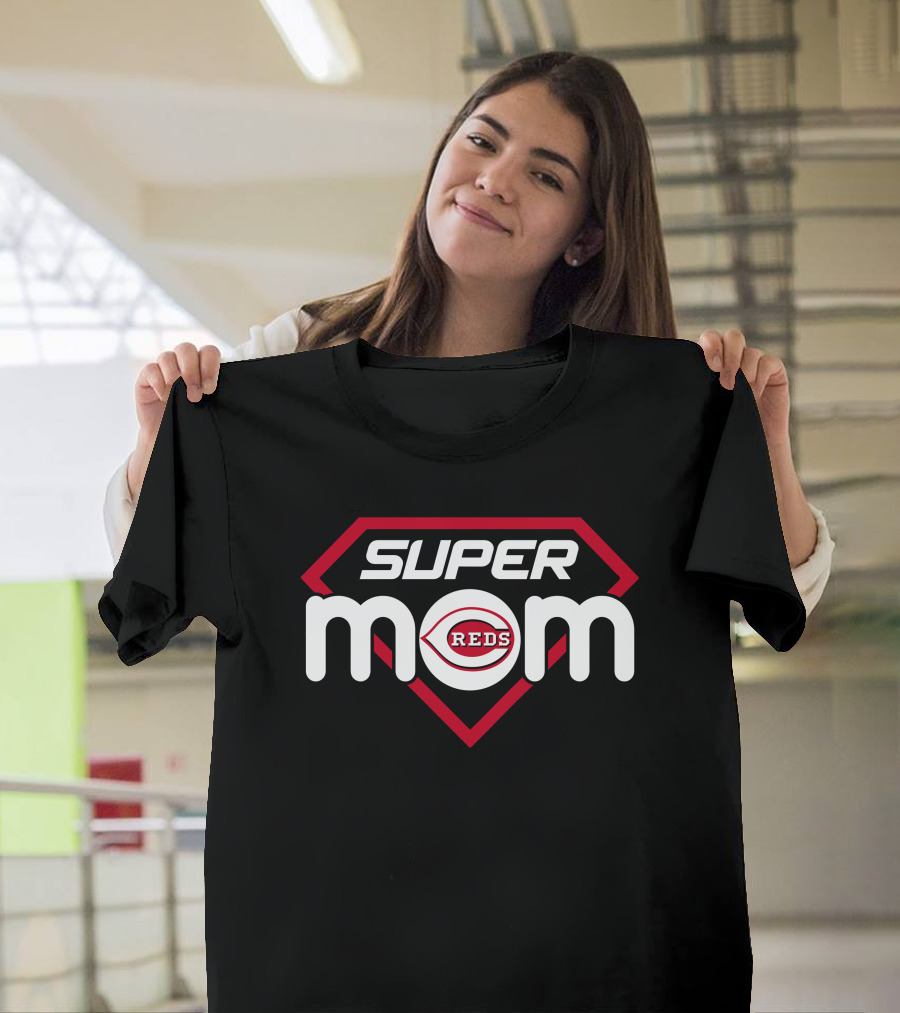 Super Mom Cincinnati Reds T-Shirt