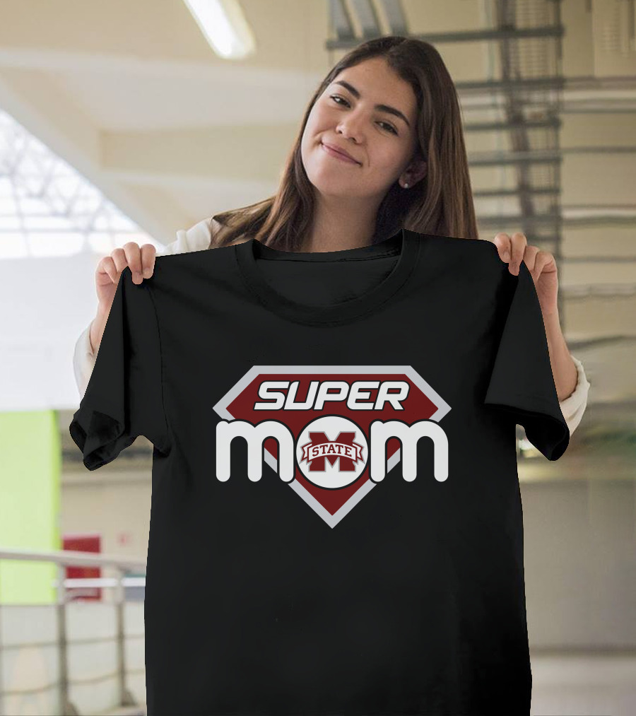 Mississippi State Bulldogs Super Mom Logo Shield T-Shirt