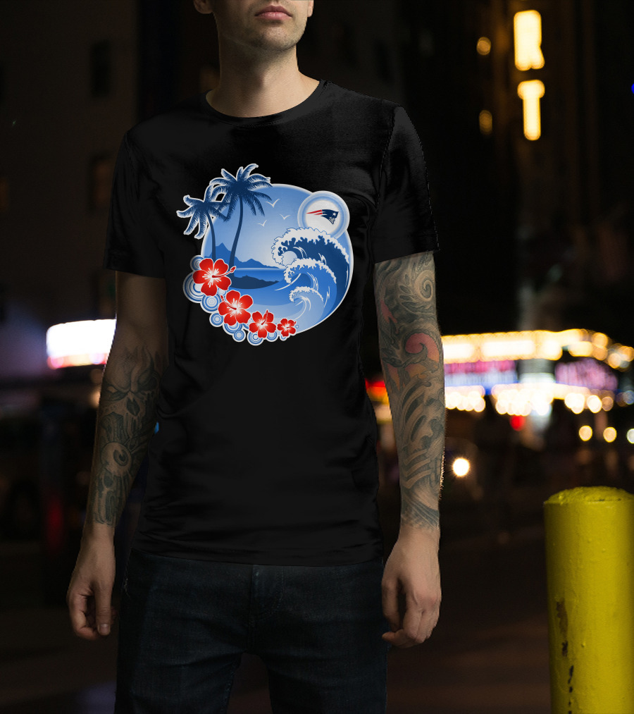 New England Patriots Tropical Beach Waves And Palm Trees Scene T-Shirt