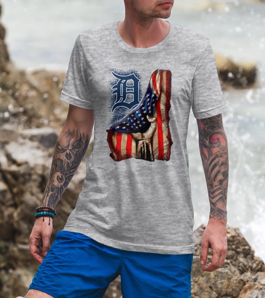 Detroit Tigers American Flag Patriotic Design 230 T-Shirt