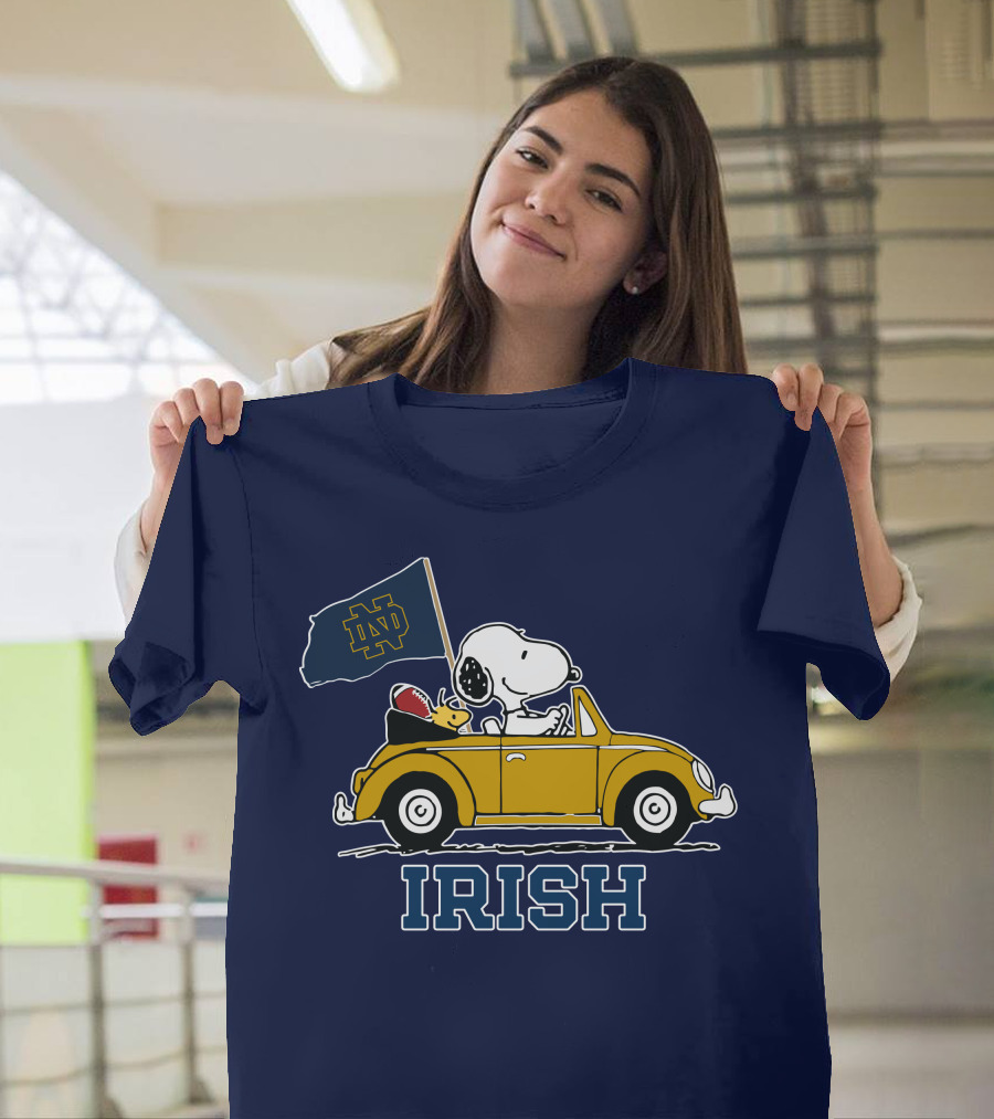Notre Dame Fighting Irish Snoopy Driving Car With Flag T-Shirt