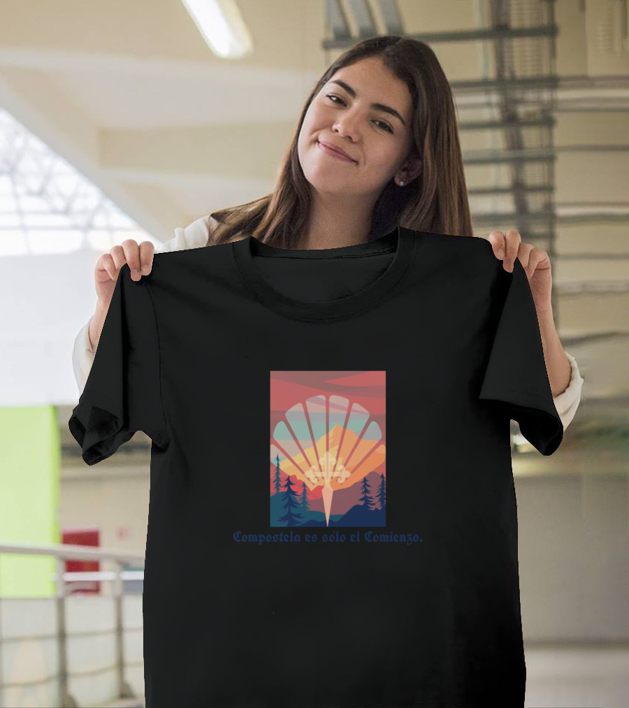Camino De Santiago Compostela es Solo el Comienzo Adventure T-Shirt