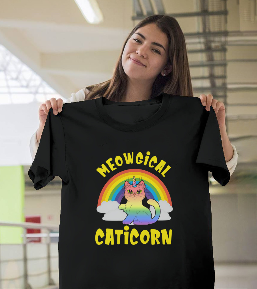 Meowgical Caticorn Rainbow Cat Vintage T-Shirt