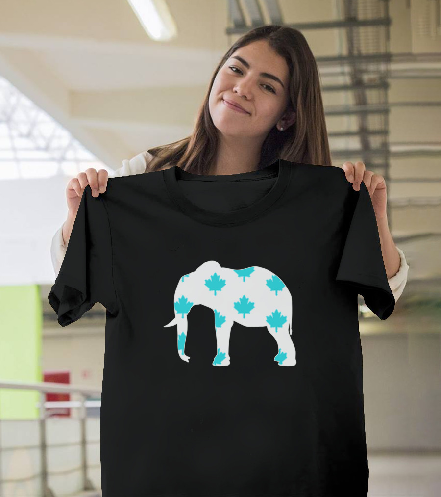 Elephant Animal Zoo Maple Leaf T-Shirt
