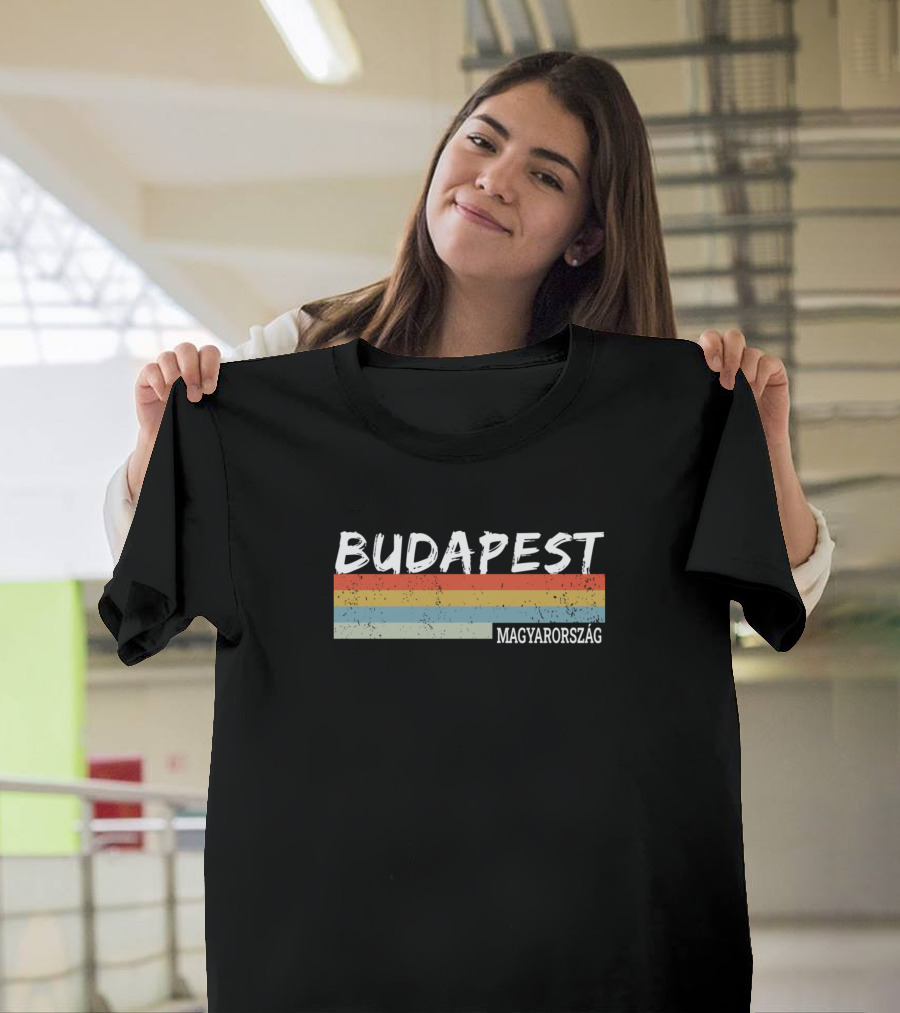BUDAPEST VINTAGE STRIPES MAGYARORSZÁG RETRO COLORS T-Shirt