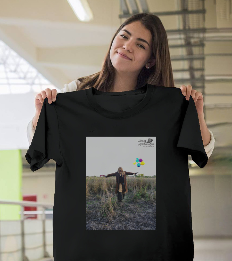 Scarecrow Photography with Balloons in Field by Wendy Richardson T-Shirt