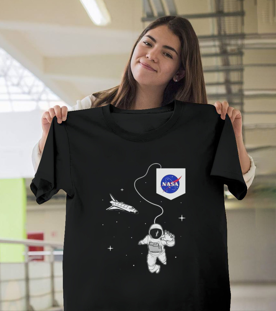 NASA Astronaut Floating in Space Shuttle Mission T-Shirt