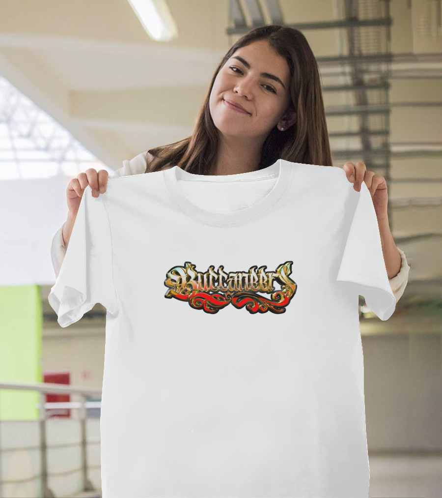 Buccaneers Vintage Script Ornate T-Shirt