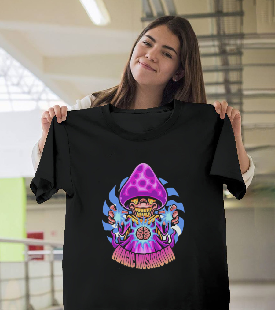 MAGIC MUSHROOM PSYCHEDELIC WIZARD WITH ELECTRIC ENERGY T-Shirt