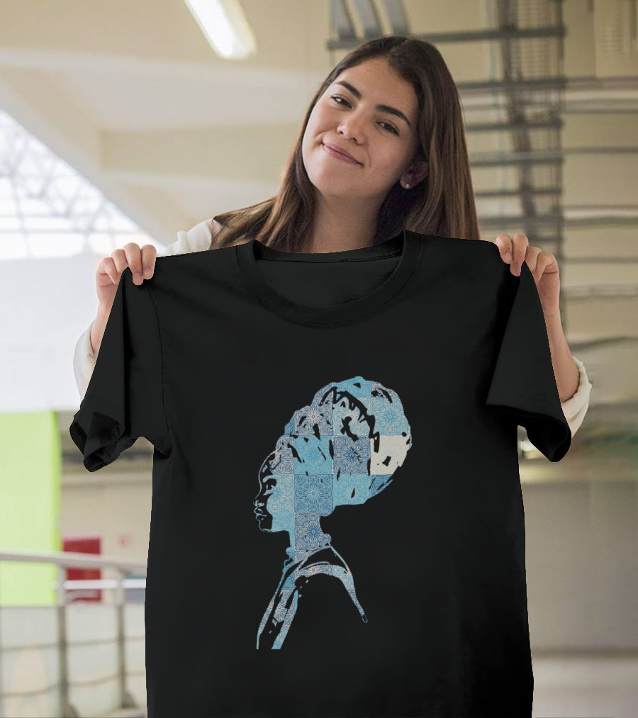 African Amazing Woman Artistic Profile Blue Pattern Headwrap T-Shirt