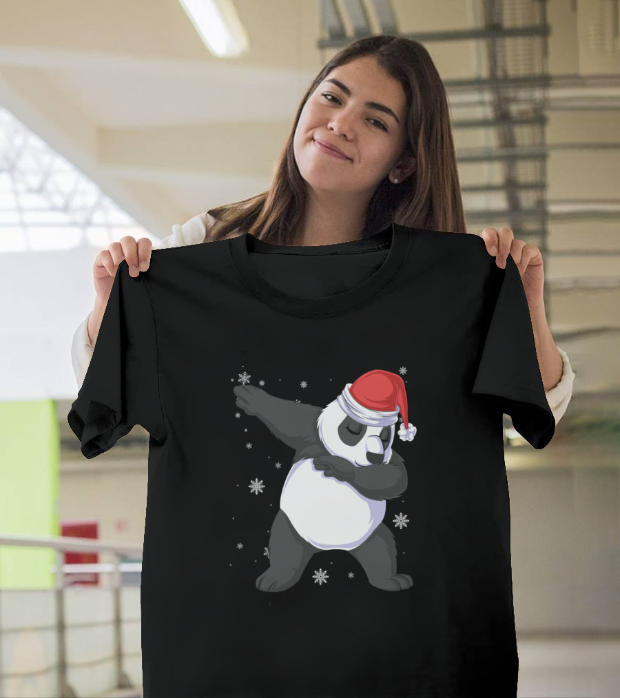 Panda Dabbing Santa Hat Snowflakes T-Shirt