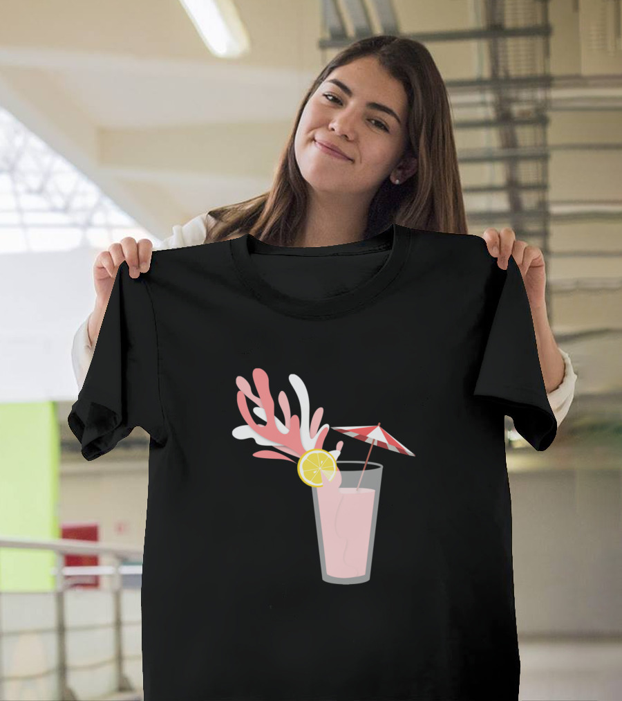 Style Drink Strawberry Lemonade Splash Umbrella T-Shirt