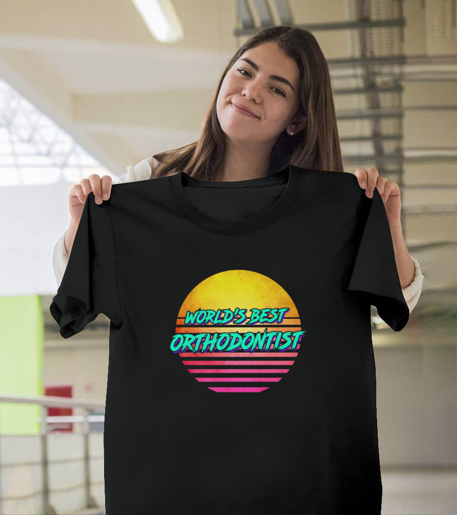 World's Best Orthodontist Retro Sunset T-Shirt