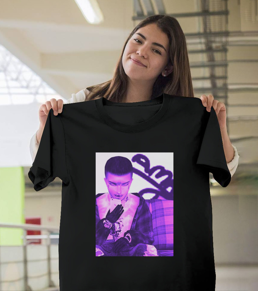 Kvli3n Am Purple Urban Style Selfie Aesthetic T-Shirt
