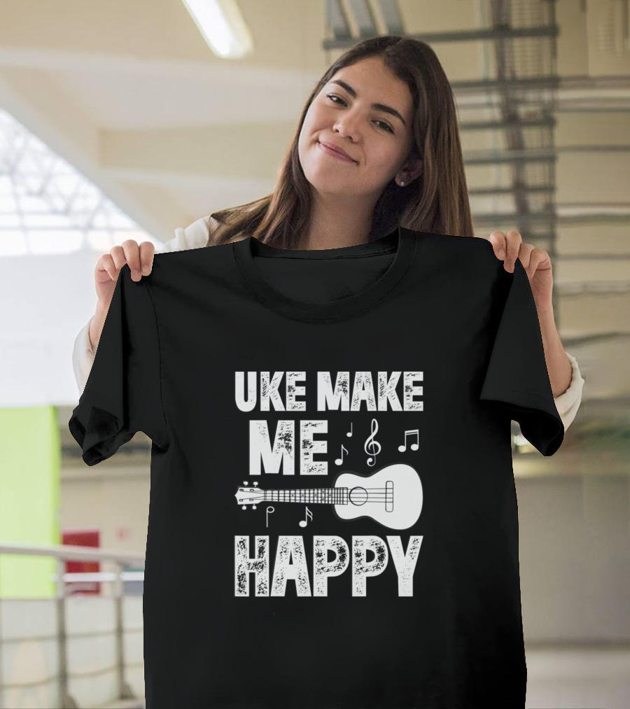 Uke Make Me Happy Ukulele Music Notes T-Shirt