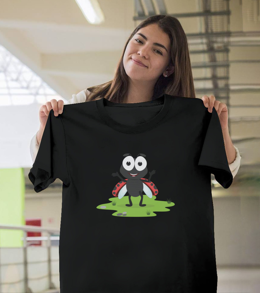 Childrens Cartoon Ladybug on Grass Motif T-Shirt
