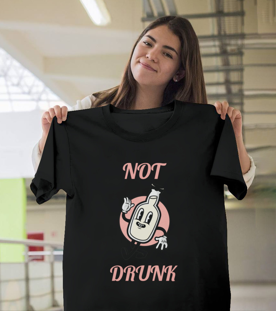 Not Drunk Cartoon Beer Bottle T-Shirt