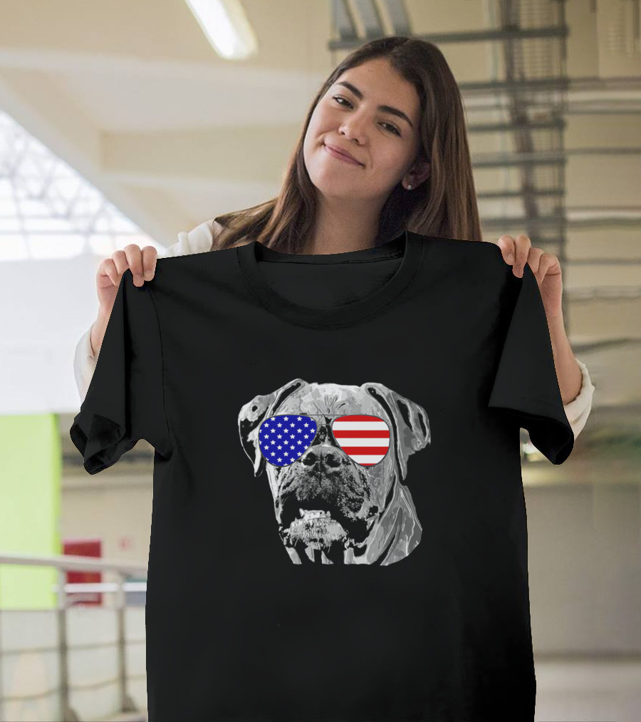 USA Flag Sunglasses Boxer Dog Owner Funny America T-Shirt