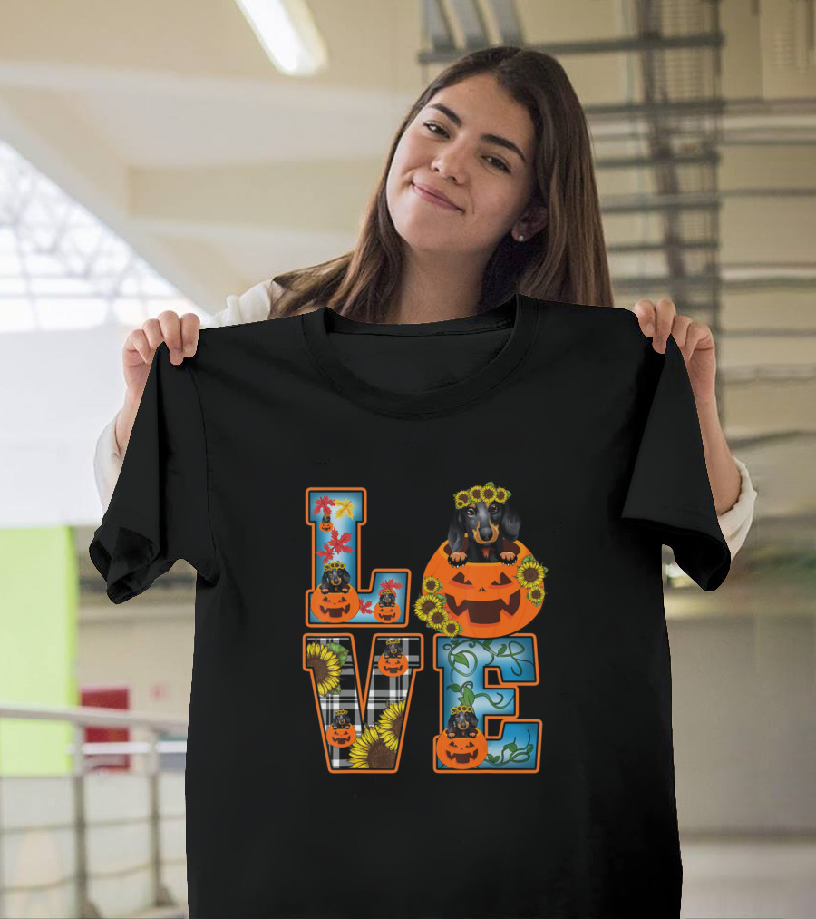 Love Plaid Pumpkin Dachshund Sunflower Thanksgiving T-Shirt