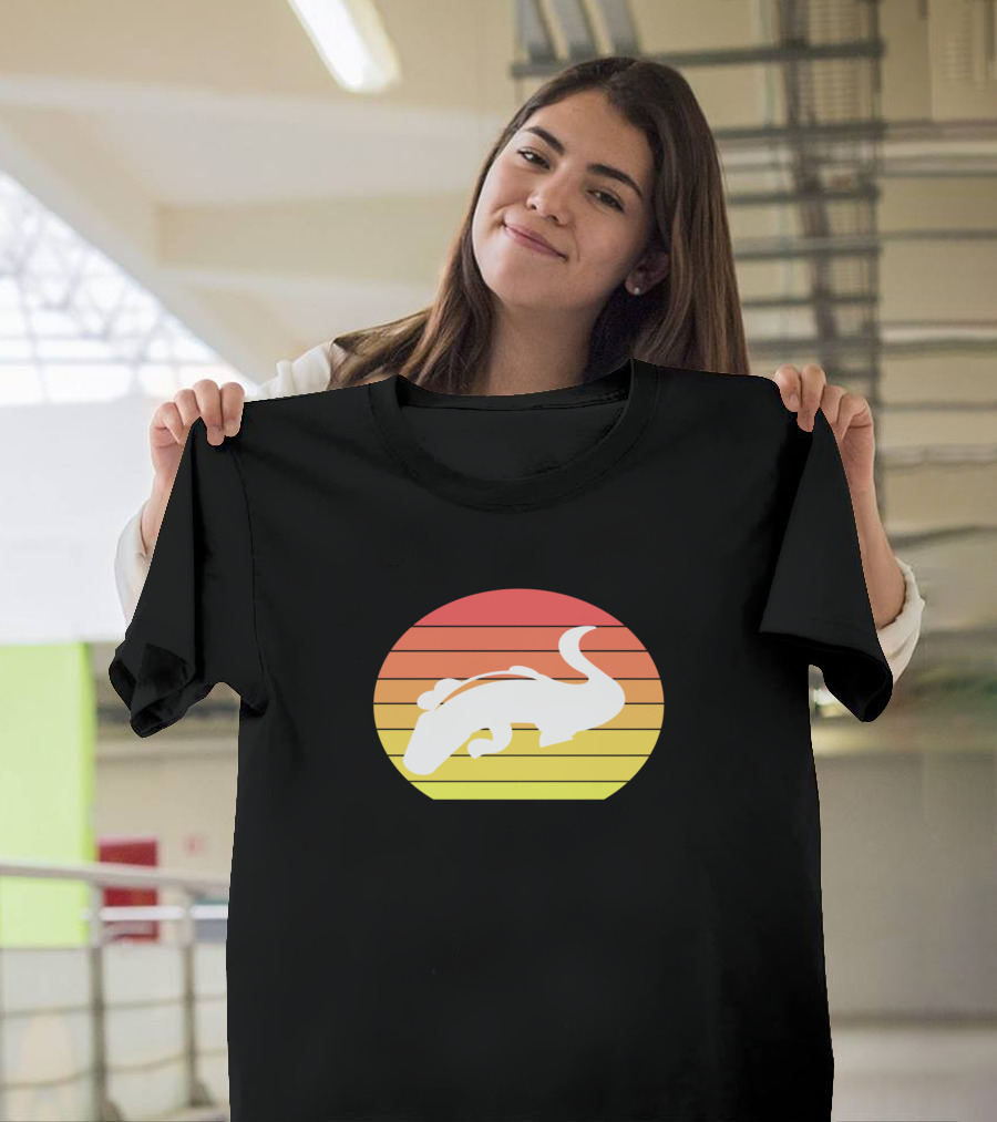 Sunset Crocodile Retro Silhouette Vintage Circle T-Shirt