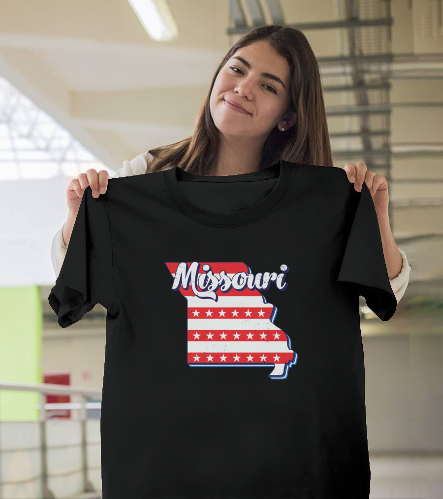 Missouri Outline USA Flag 4th of July Map T-Shirt