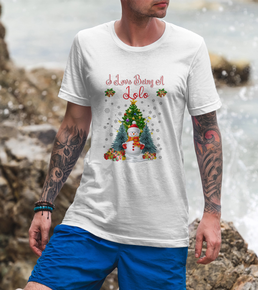 I Love Being A Lolo Snowman Christmas Tree Presents Snowflakes T-Shirt