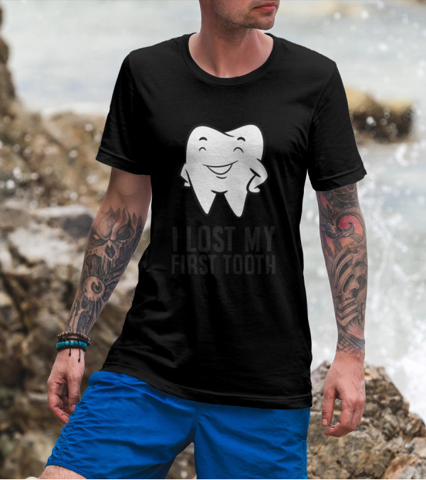I Lost My First Tooth Smiling Tooth Cartoon T-Shirt