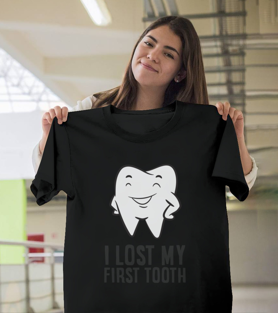 I Lost My First Tooth Smiling Tooth Cartoon T-Shirt