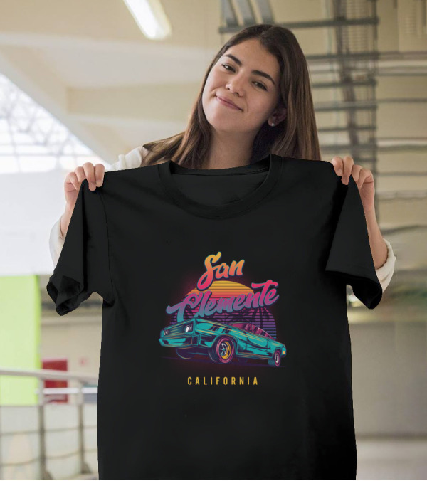 San Clemente California Retro Vintage Car With Sunset And Palm Trees T-Shirt